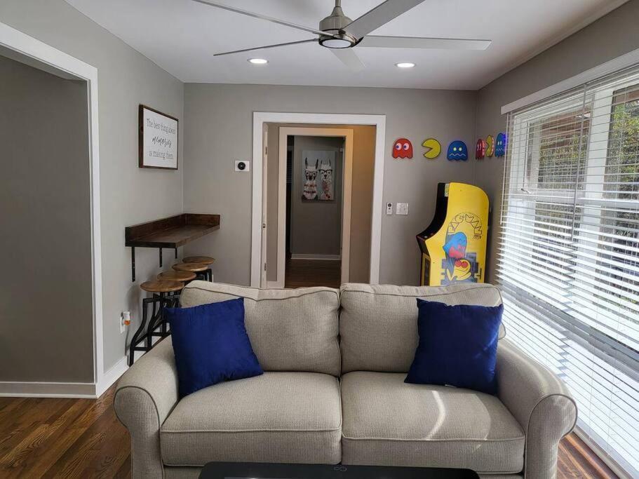 Rare Find! Private Heated Pool & Spa - Entire Home Near Atl City Center Atlanta Exterior photo