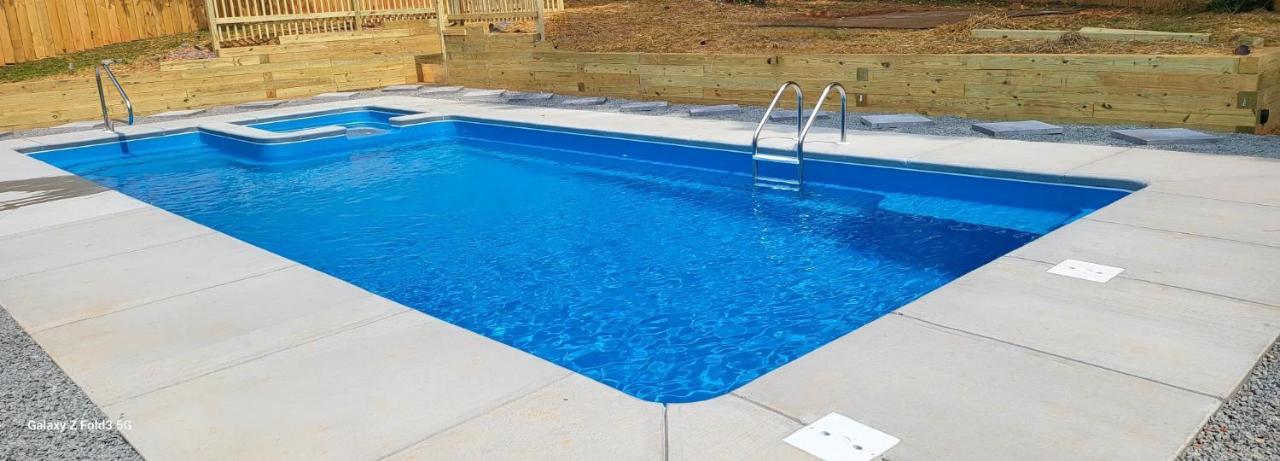 Rare Find! Private Heated Pool & Spa - Entire Home Near Atl City Center Atlanta Exterior photo